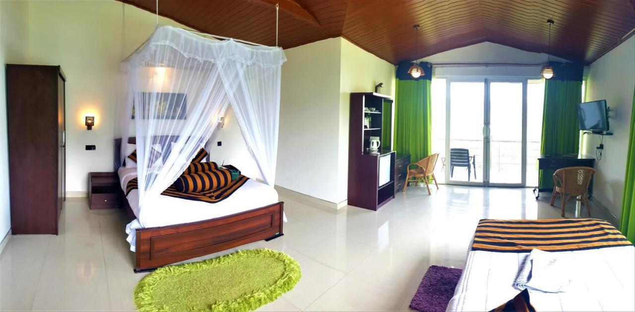 Hotel Ella'S Edge Bagian luar foto